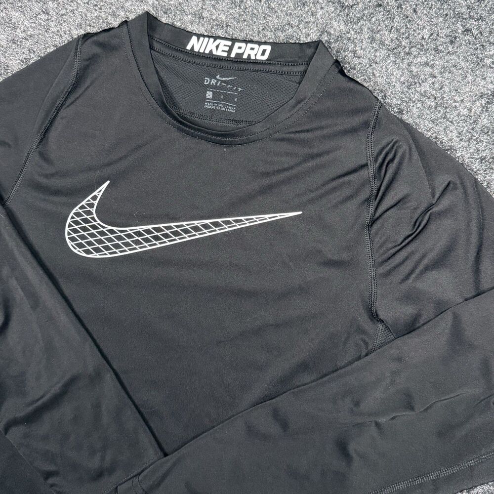 Nike Pro Boys Dri-FIT long-sleeve athletic shirt Black Front Swoosh Youth Large